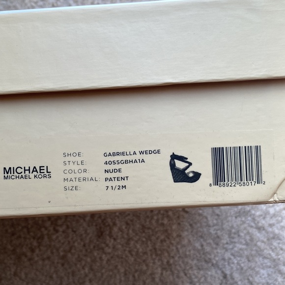 MICHAEL KORS Nude Patent Wedges - Picture 4 of 4